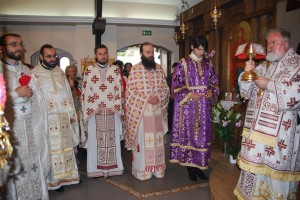Архијерејска литургија у цркви Свете Петке